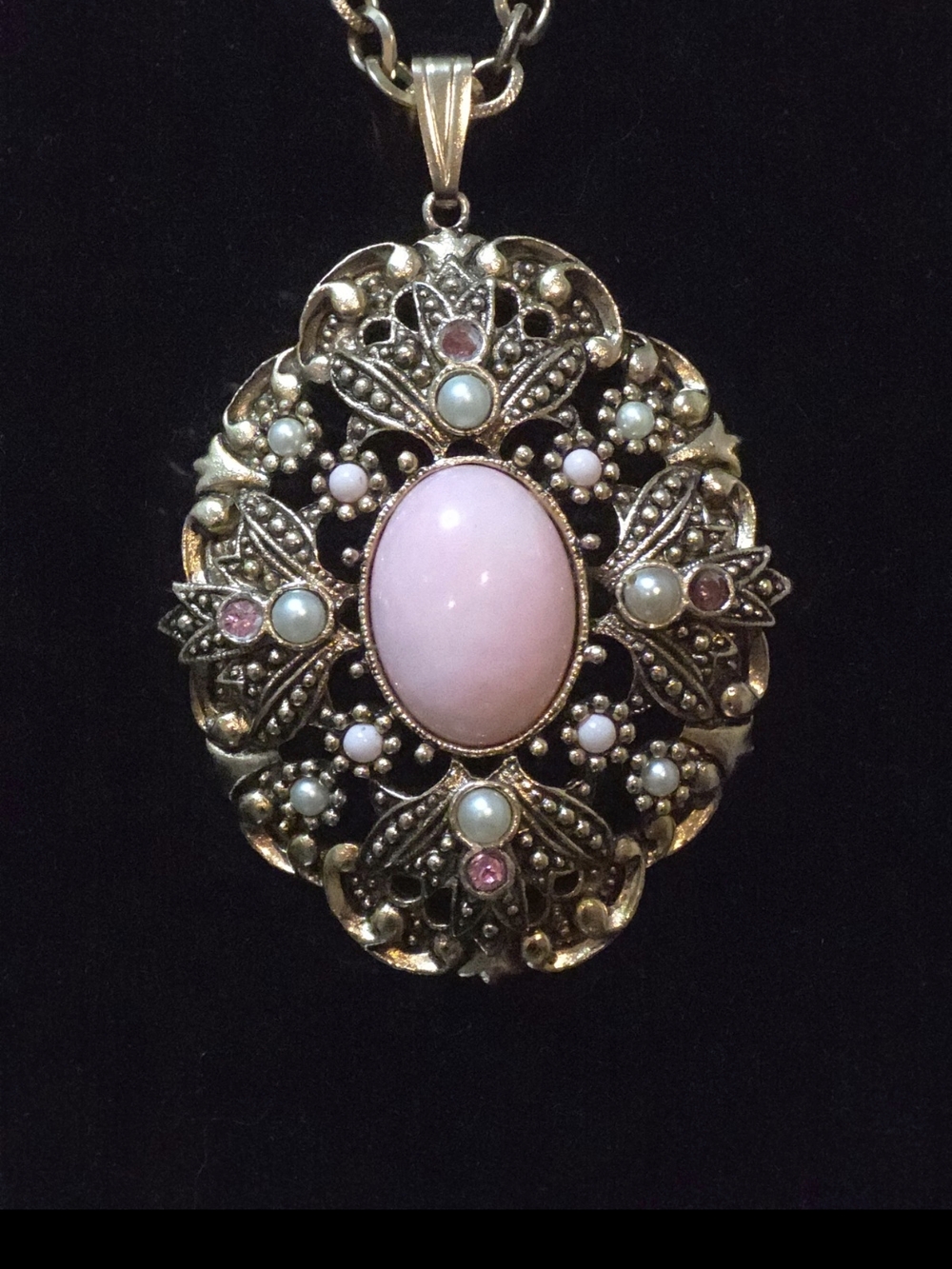 Avon "Queen Anne" Victorian Revival Necklace - Pink & Gold
